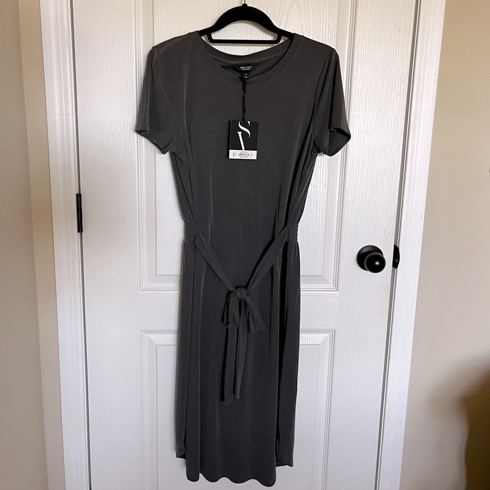 Simply Vierra Vera Wang casual knit dress.  Never worn!